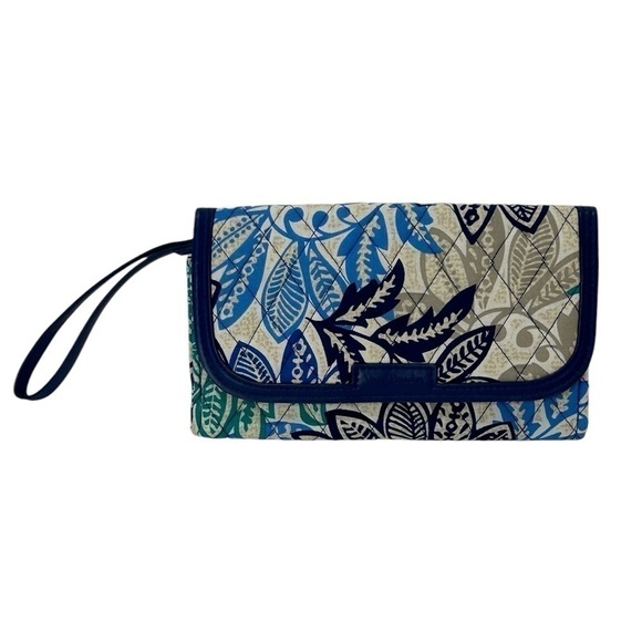 Vera Bradley Trimmed Wristlet/Wallet Santiago Blue/Green/Tan EUC - Picture 1 of 7